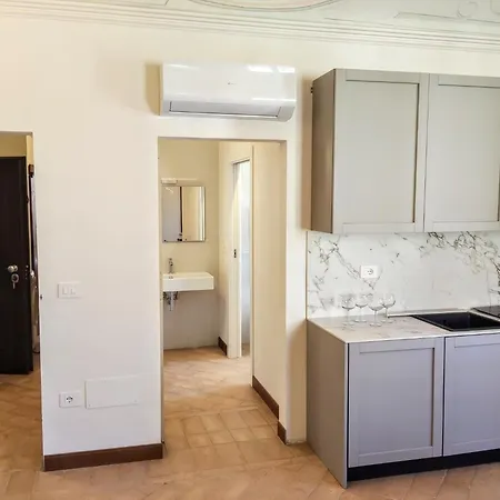 Monsignore, Apartment Pesaro