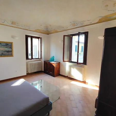 Apartment Monsignore, *