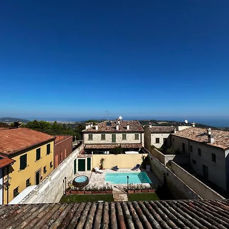 Monsignore, Apartment Pesaro